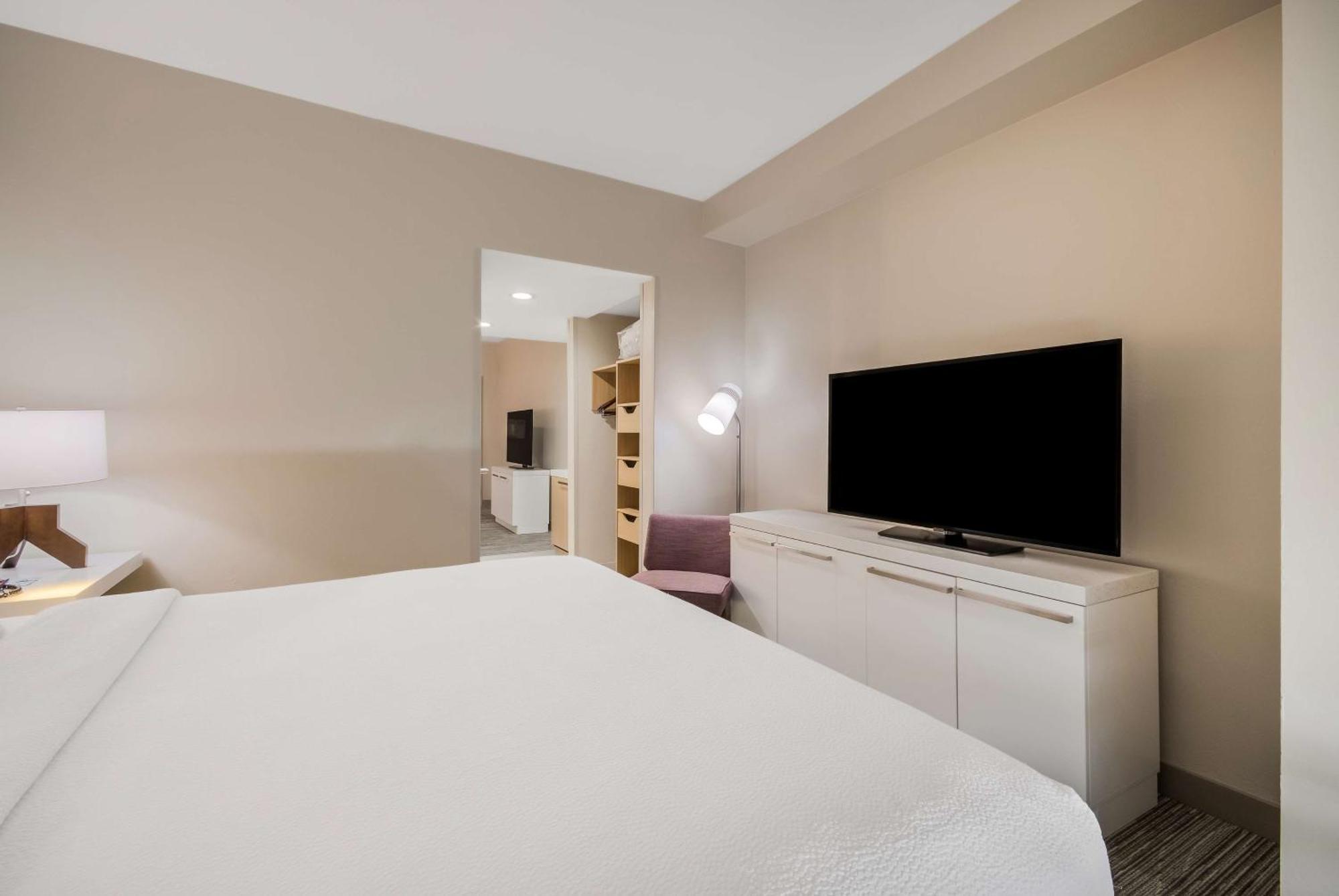Hilton Garden Inn Oklahoma City Midtown Zewnętrze zdjęcie